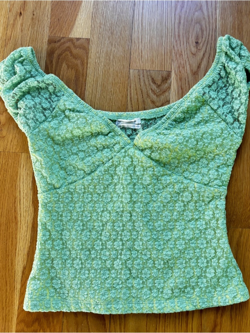 Women’s Textured V-Neck Top in Vibrant Green